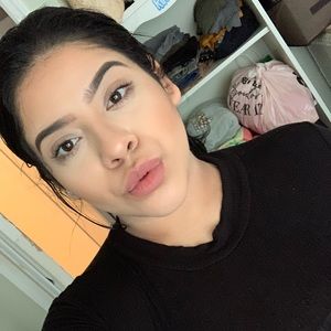 Meet your Posher, Karla